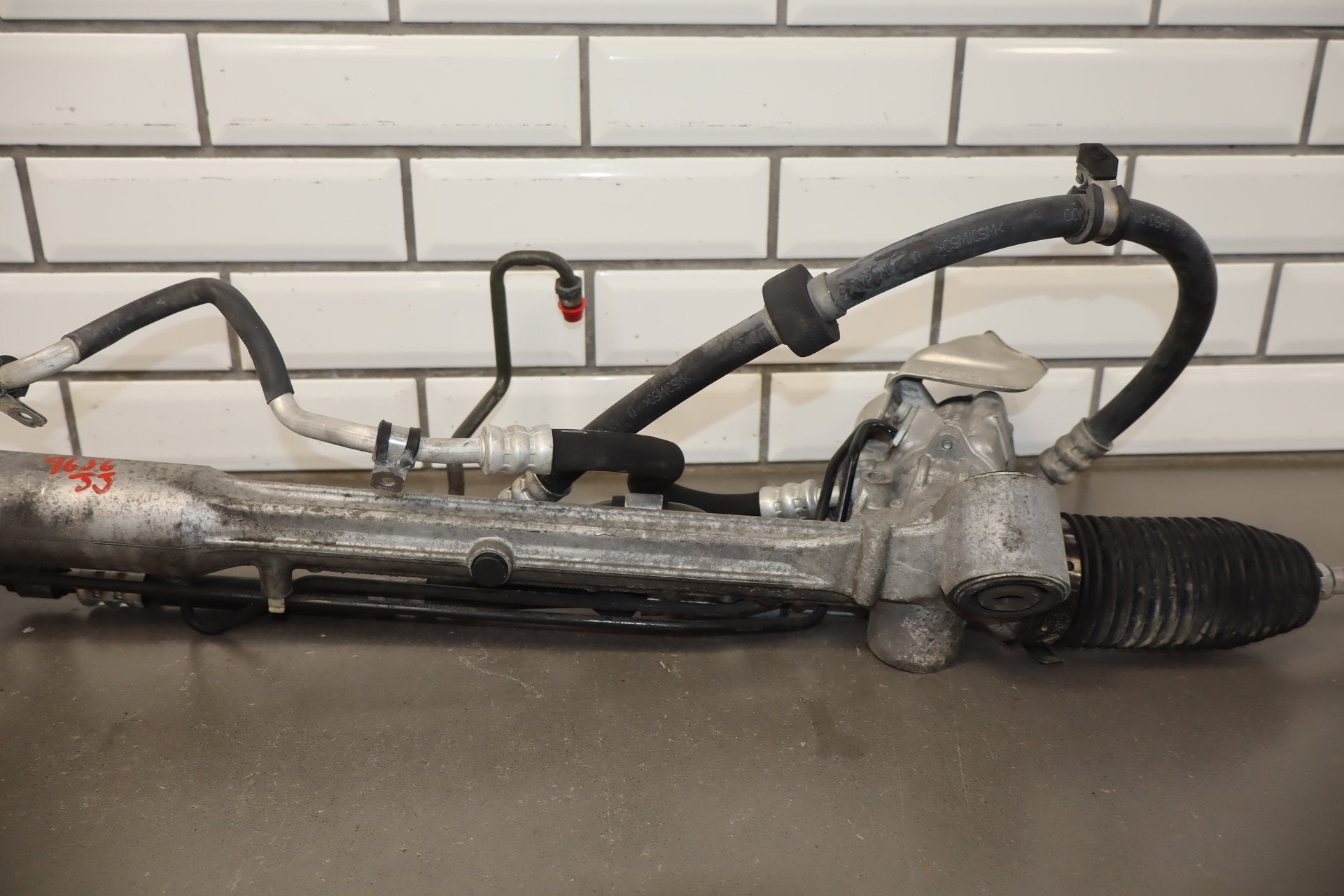 2010 Porsche Panamera Power Steering Rack And Pinion Assembly OEM