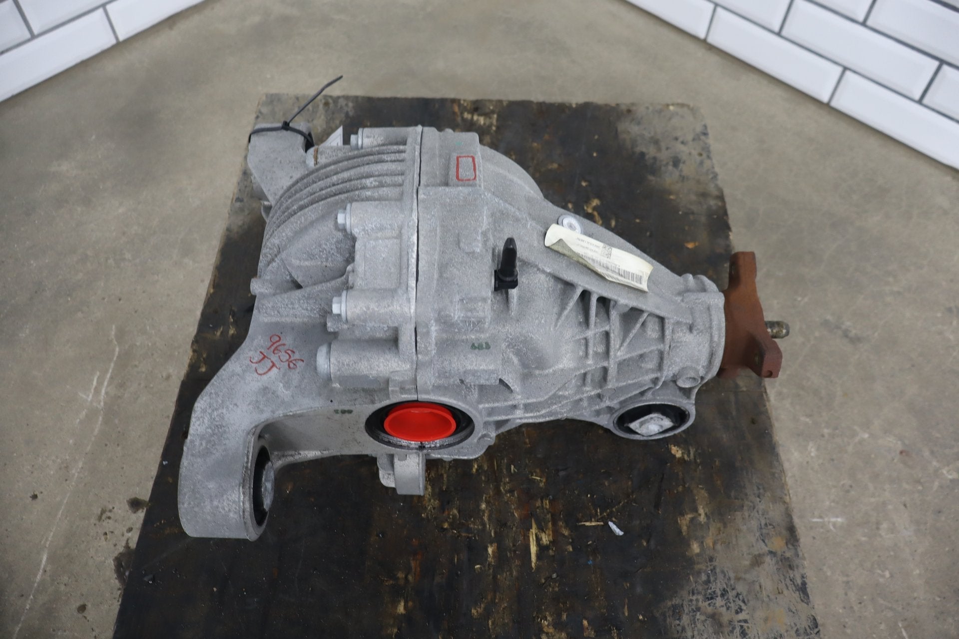2010 Porsche Panamera Rear Differential Carrier 3.55 Ratio Assembly OEM