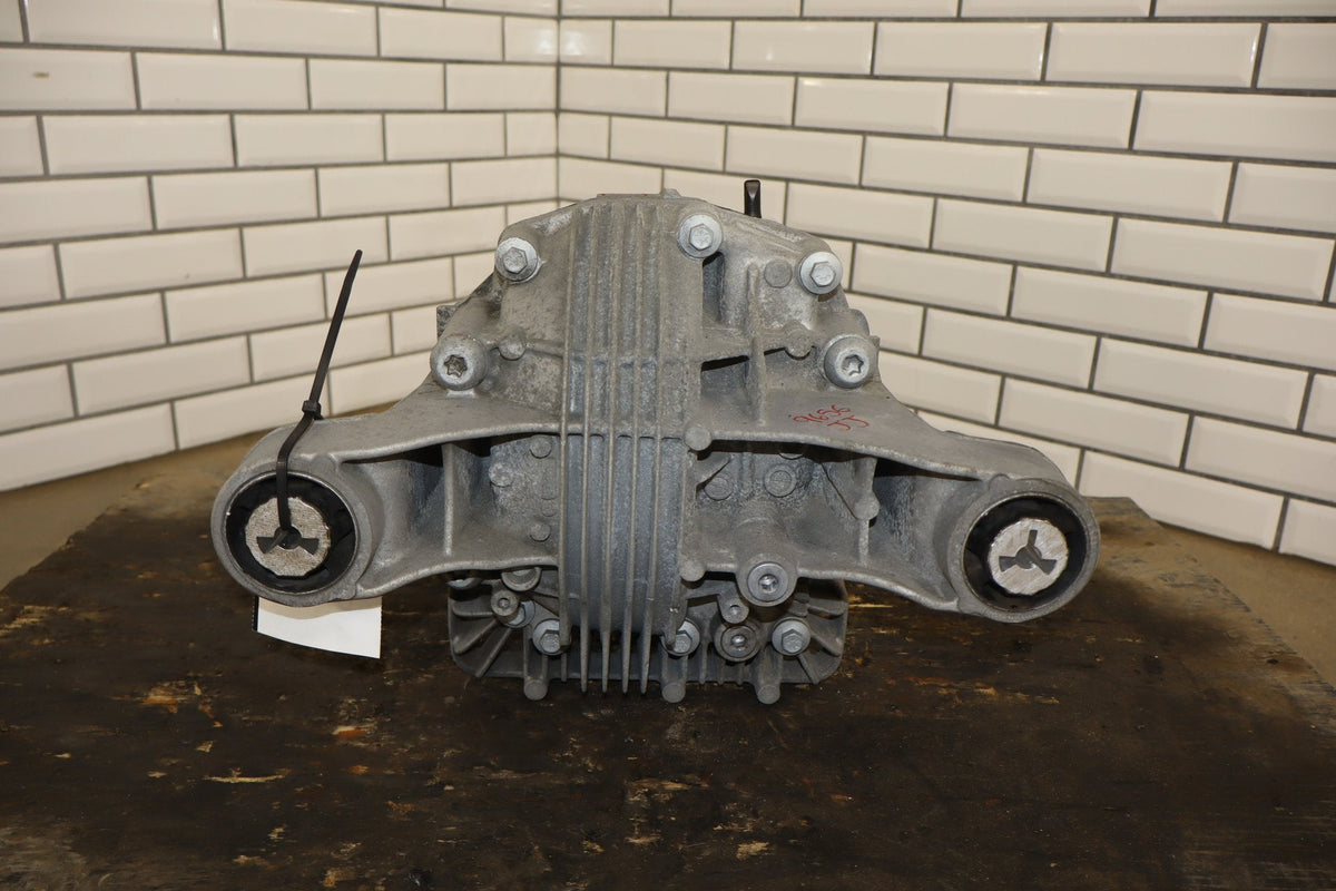 2010 Porsche Panamera Rear Differential Carrier 3.55 Ratio Assembly OEM