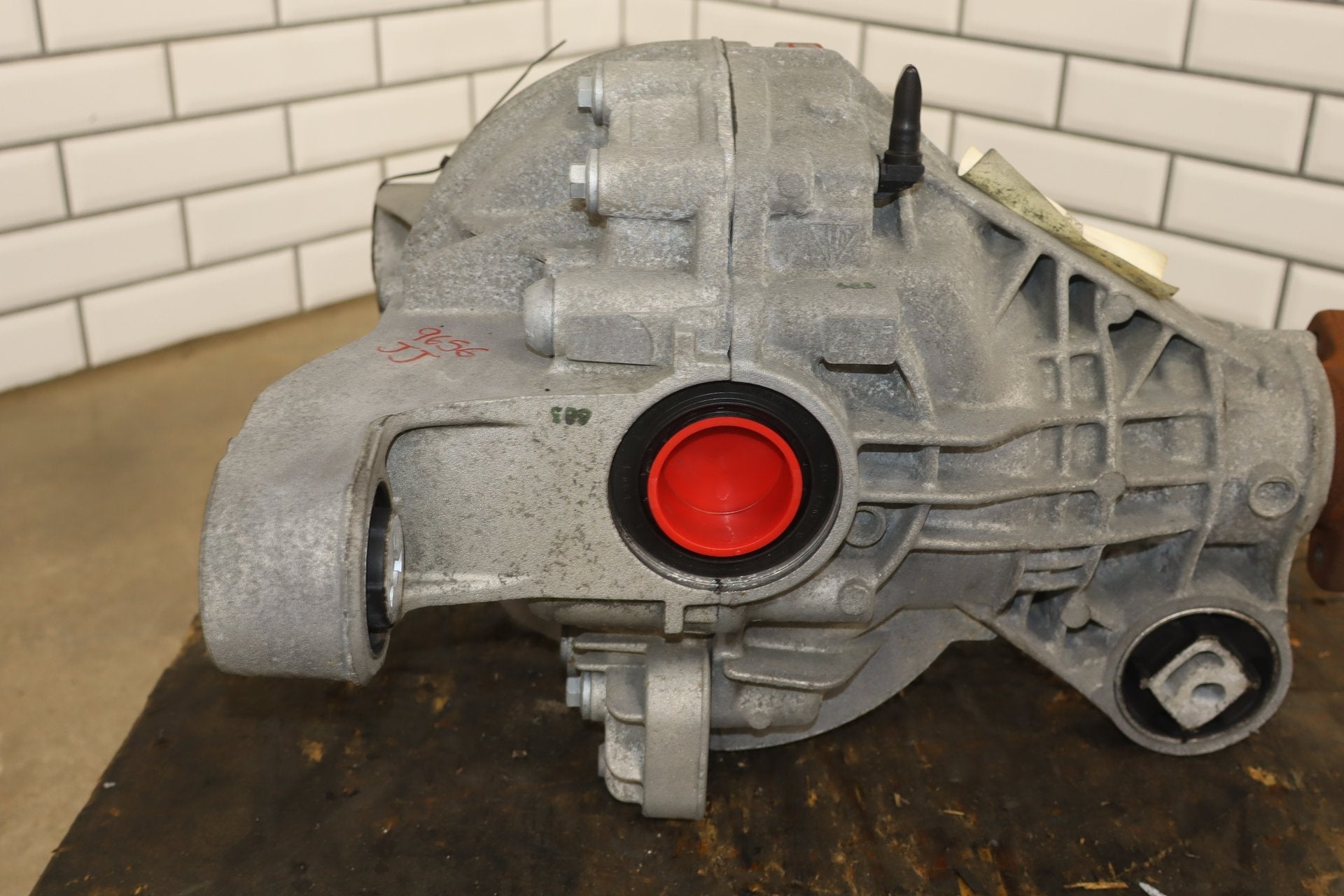 2010 Porsche Panamera Rear Differential Carrier 3.55 Ratio Assembly OEM