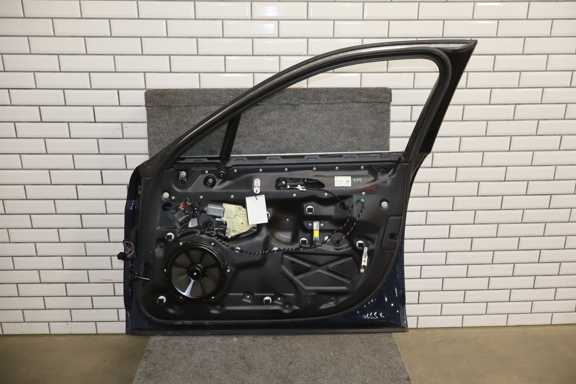 2010 Porsche Panamera Right Front Door Dark Blue Metallic N4