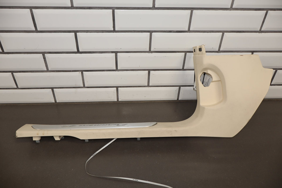 2010 Porsche Panamera Sedan Set x4- Sill Plates Yachting Blue/ Cream (BD)