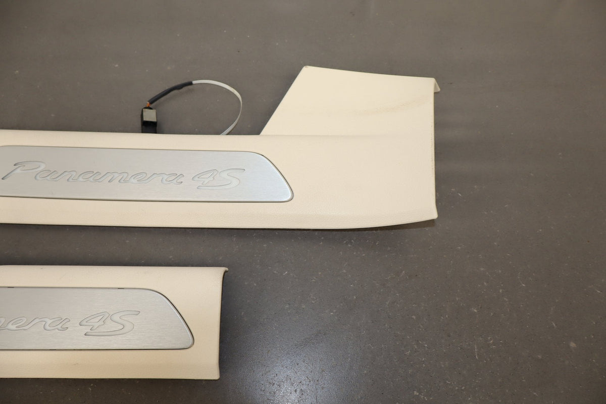 2010 Porsche Panamera Sedan Set x4- Sill Plates Yachting Blue/ Cream (BD)
