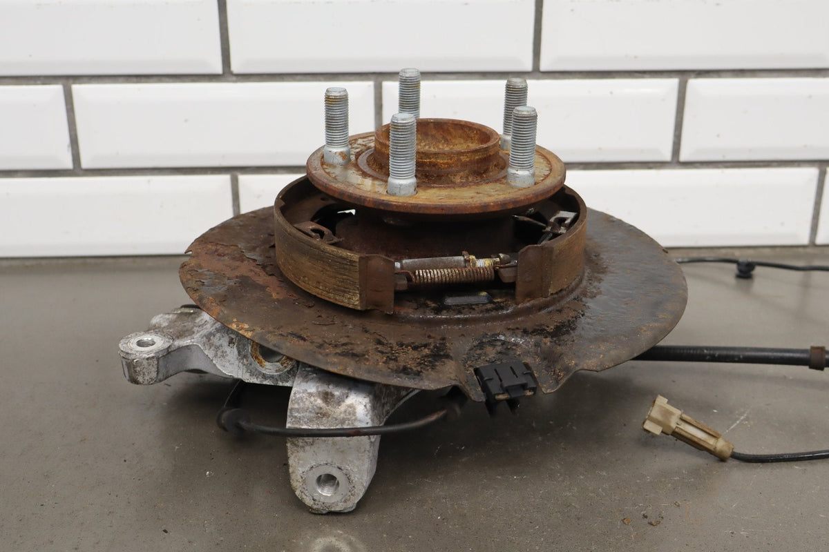 2011-14 Dodge Challenger R/T LH Rear Knuckle Hub ABS Control Arms