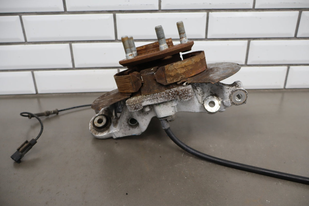 2011-14 Dodge Challenger R/T RH Rear Knuckle Hub ABS Control Arms