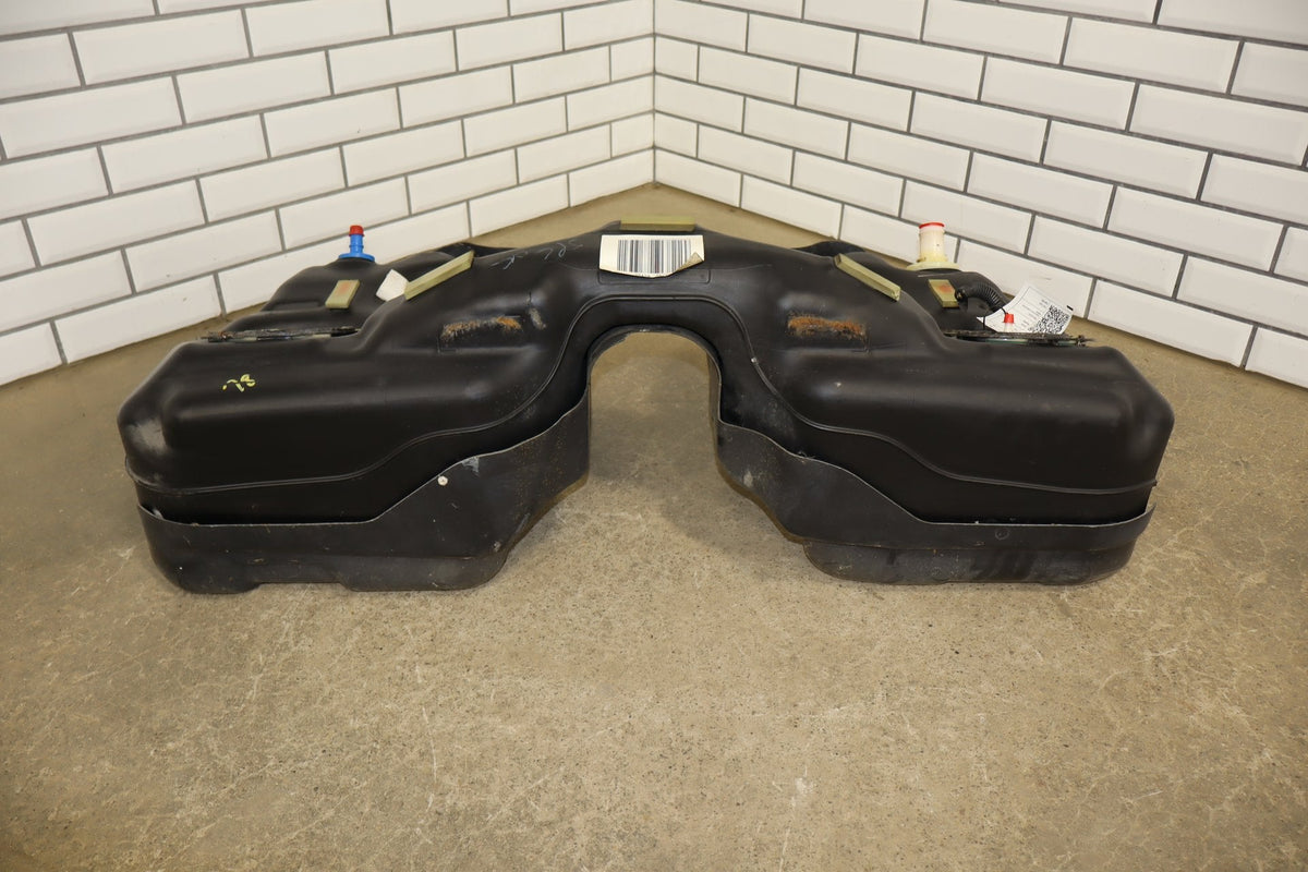 2011-14 Ford Mustang GT 16 Gallon Fuel Tank With Pump