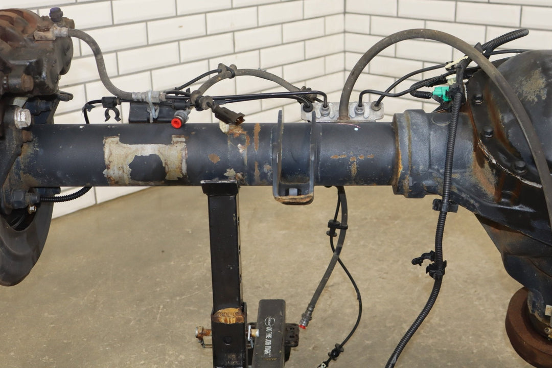 2011 - 2012 Ford F - 250 Super Duty Rear Axle Assembly BC3Z4010B OEM 3.73 E - locker