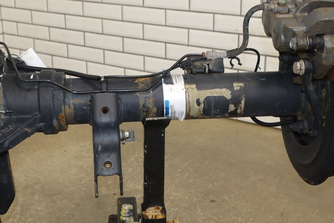 2011 - 2012 Ford F - 250 Super Duty Rear Axle Assembly BC3Z4010B OEM 3.73 E - locker