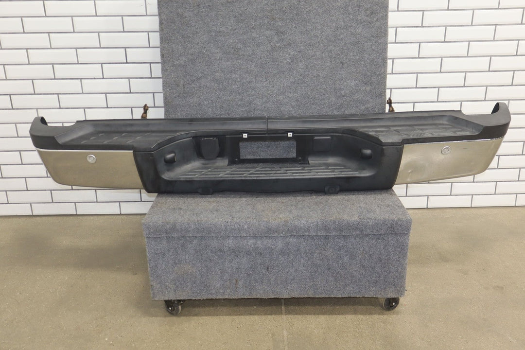 2011 - 2014 Chevrolet Silverado 2500 Rear Bumper Black 41U