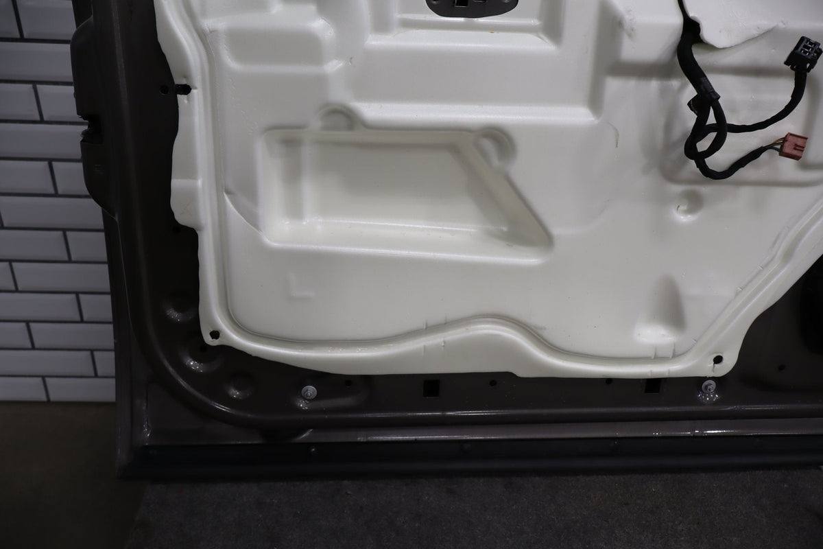 2011-2014 Chevrolet Tahoe/Suburban/Silverado Left Front Door Mocha Steel GHA