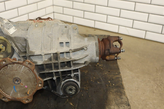 2011 - 2015 Chevrolet Suburban 2500 4WD Front Differential Assembly 3.73 GT4