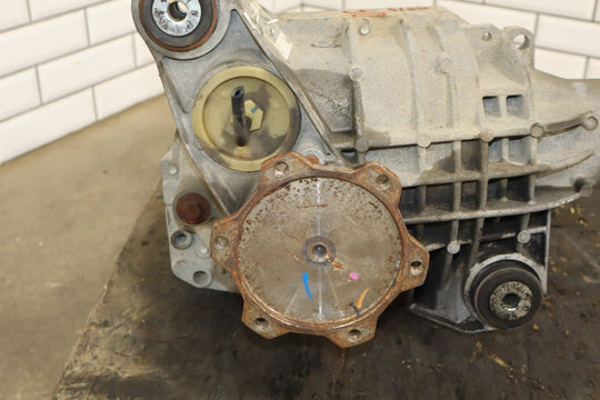 2011 - 2015 Chevrolet Suburban 2500 4WD Front Differential Assembly 3.73 GT4