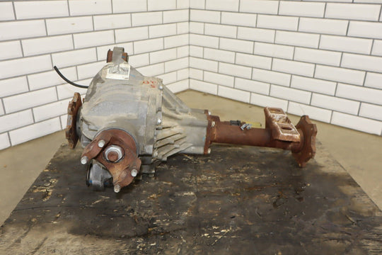 2011 - 2015 Chevrolet Suburban 2500 4WD Front Differential Assembly 3.73 GT4