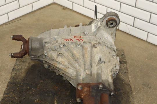 2011 - 2015 Chevrolet Suburban 2500 4WD Front Differential Assembly 3.73 GT4