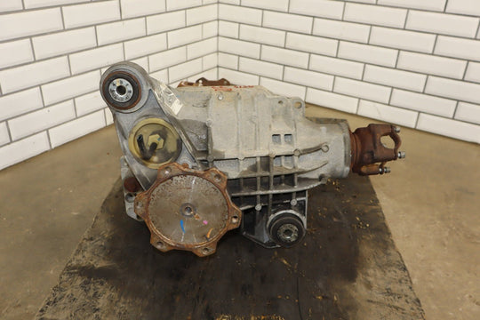2011 - 2015 Chevrolet Suburban 2500 4WD Front Differential Assembly 3.73 GT4