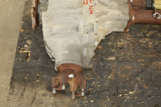 2011 - 2015 Chevrolet Suburban 2500 4WD Front Differential Assembly 3.73 GT4