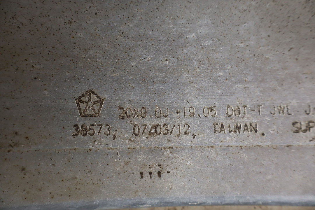 2011 - 2018 Ram 1500 2019 - 2021 Ram Classic 5 - Lug 20x9 6 - Spoke Polished Wheel Set