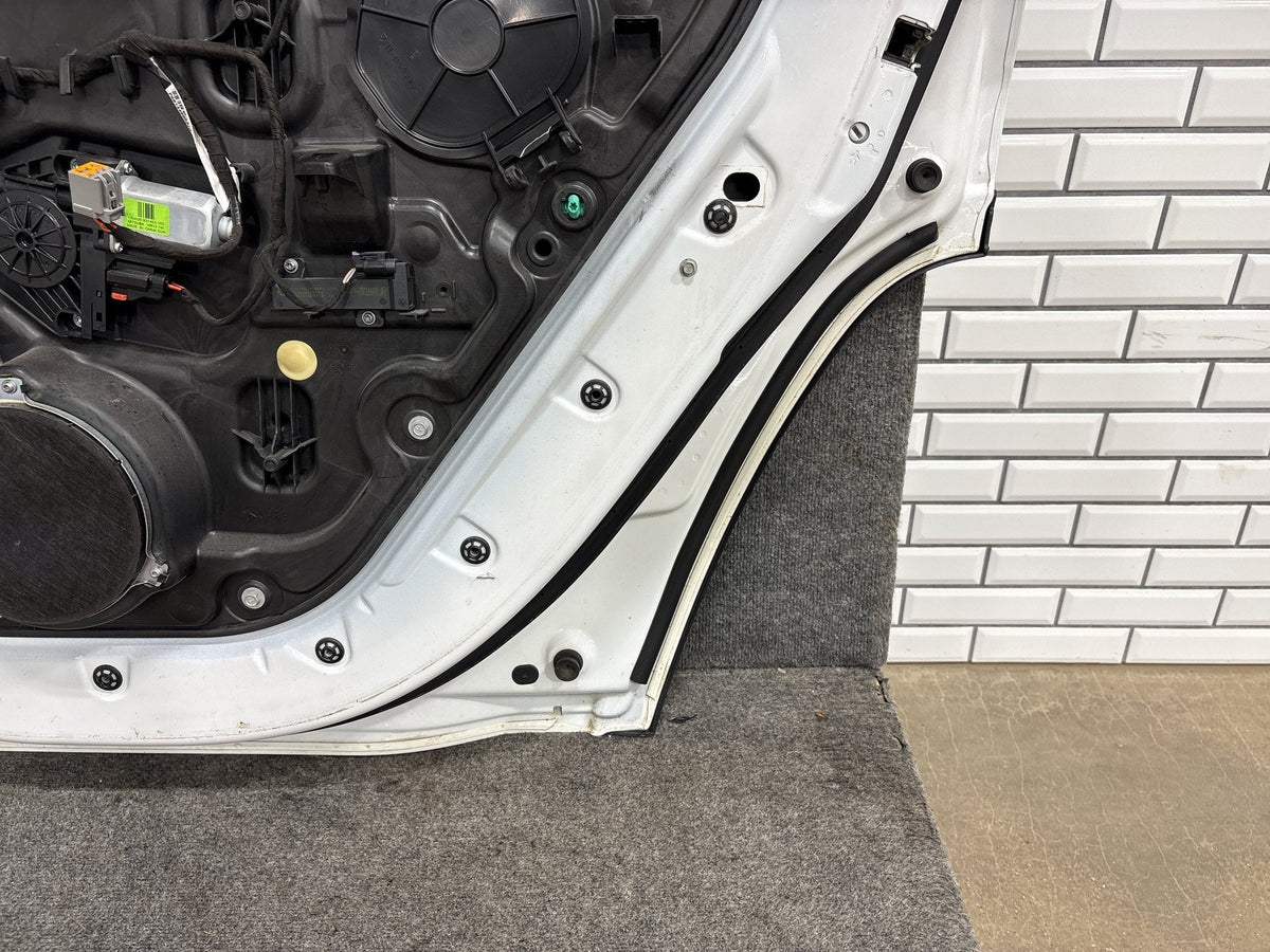 2011-2022 Jeep Grand Cherokee Right Rear Door Bright White ( PW7 )