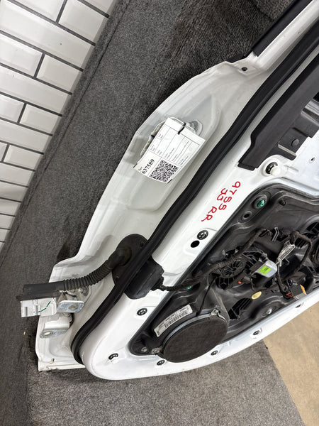 2011-2022 Jeep Grand Cherokee Right Rear Door Bright White ( PW7 )
