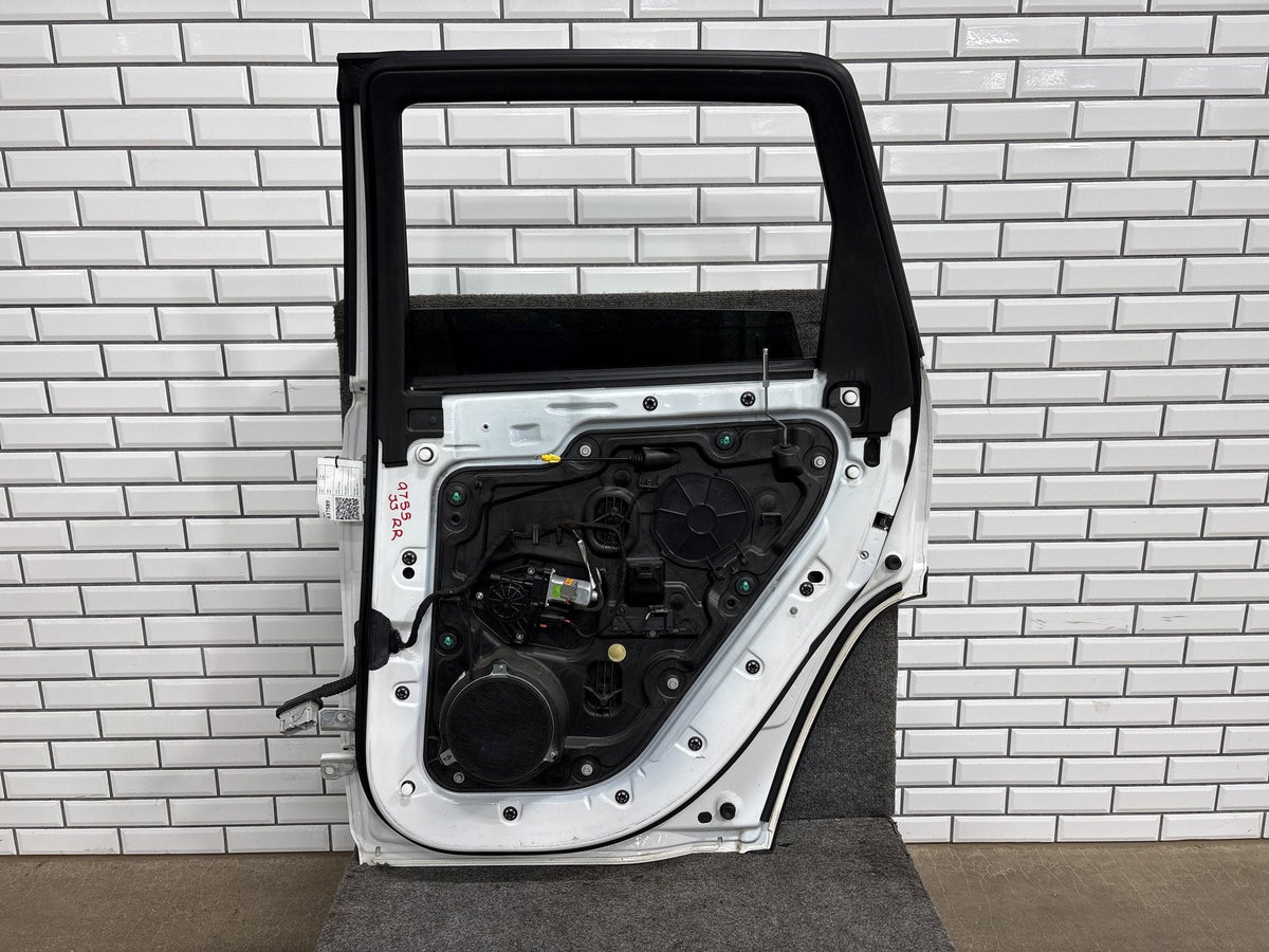 2011-2022 Jeep Grand Cherokee Right Rear Door Bright White ( PW7 )