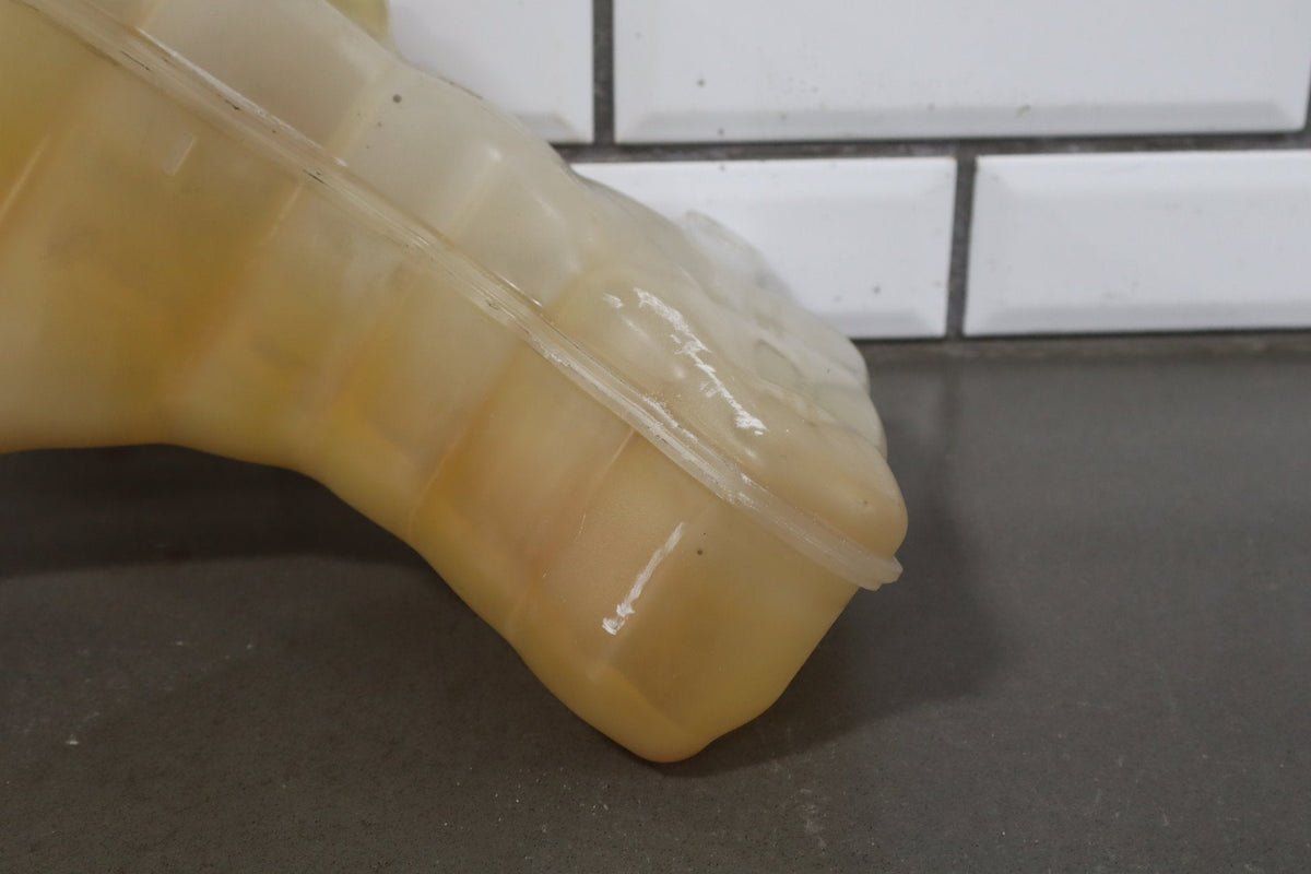 2011-2023 Dodge Challenger 5.7 6.4L Coolant Bottle Expansion Tank 55111260AF OEM