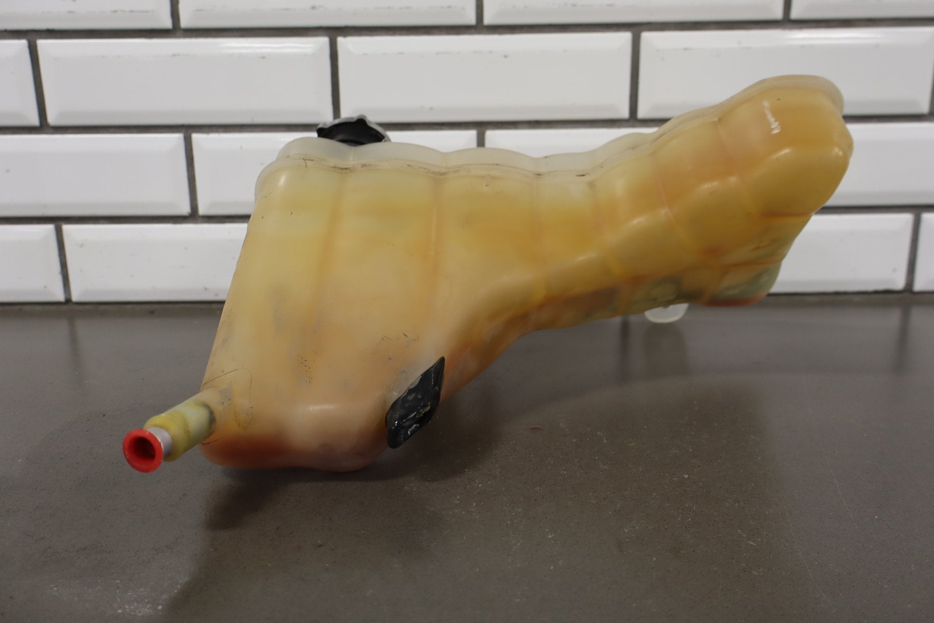 2011-2023 Dodge Challenger 5.7 6.4L Coolant Bottle Expansion Tank 55111260AF OEM