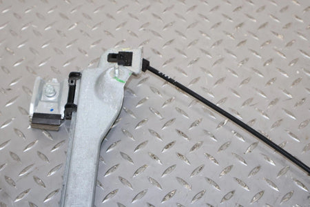 2011 Chevrolet Avalanche- Right Front Door Regulator