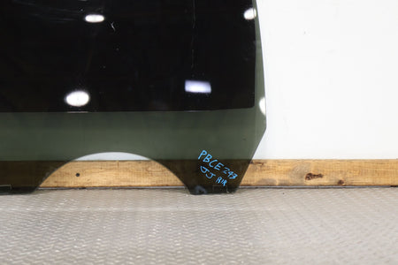 2011 Chevrolet Avalanche- Right Rear Door Window