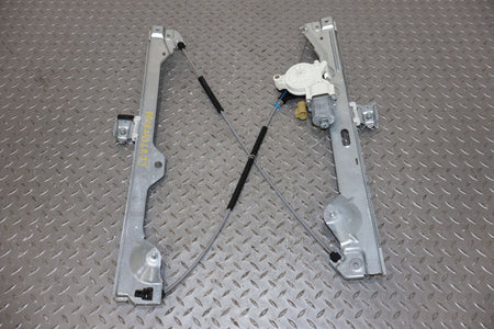 2011 Chevrolet Avalanche- SIDE/REAR/CARGO REGULATOR