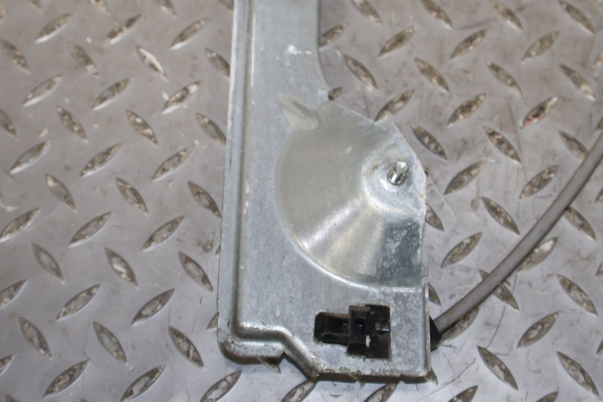 2011 Chevrolet Avalanche- SIDE/REAR/CARGO REGULATOR