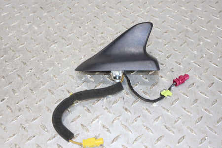 2011 Chevrolet Camaro- Antenna