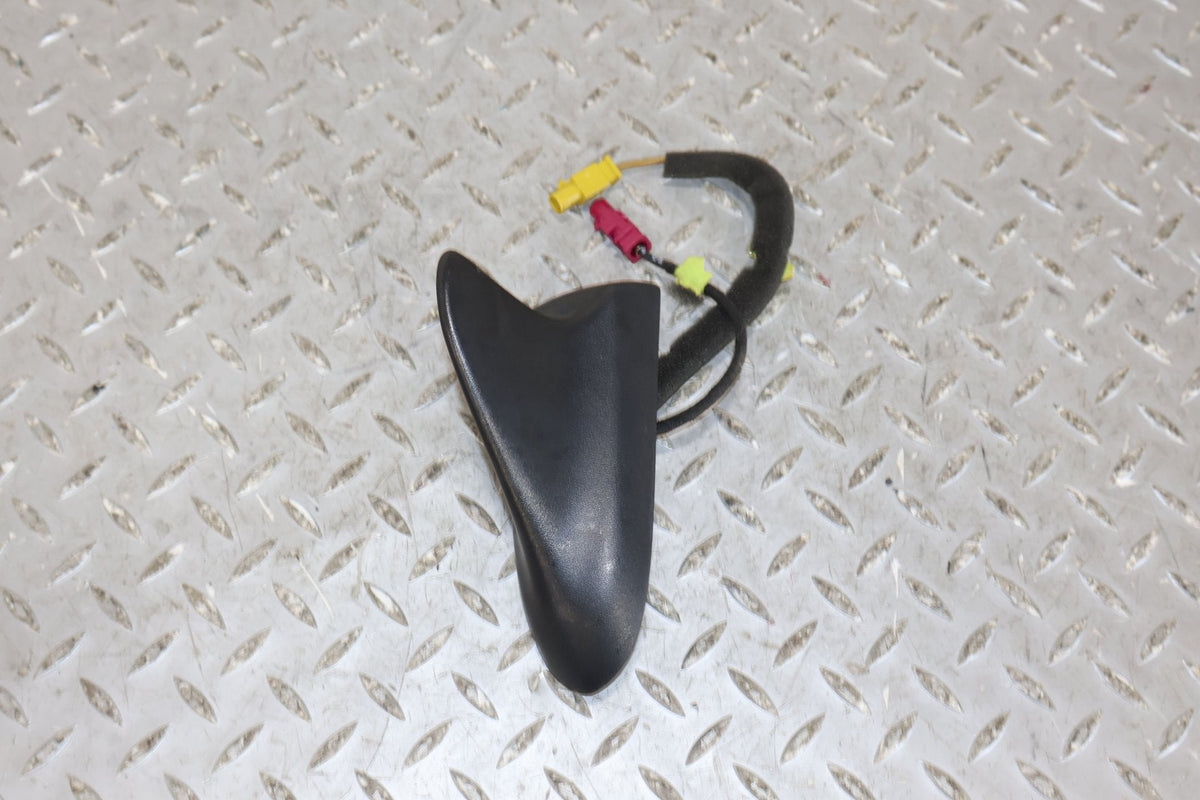 2011 Chevrolet Camaro- Antenna