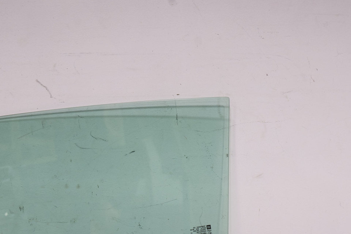 2011 Chevrolet Camaro- Right Front Door Window