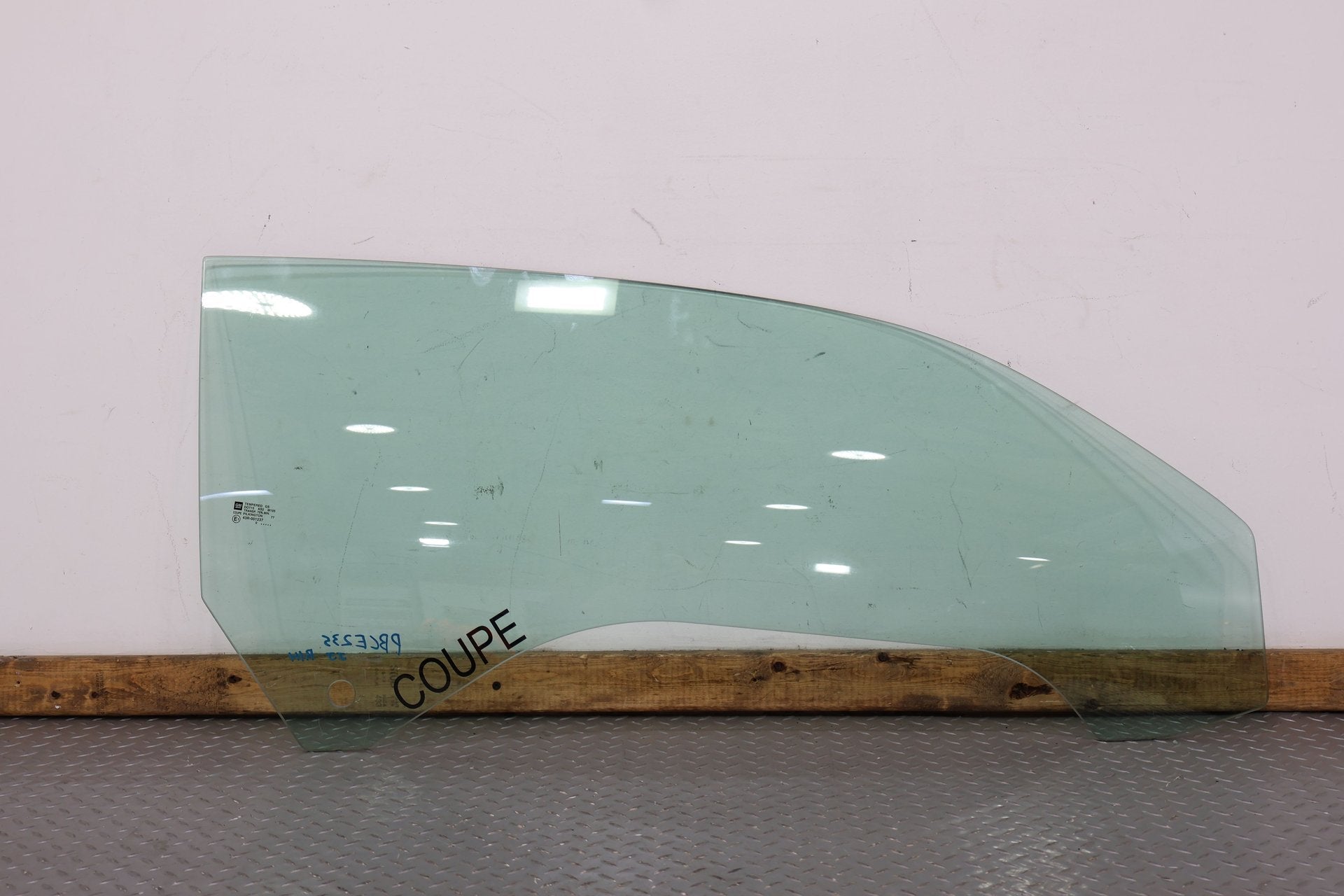 2011 Chevrolet Camaro- Right Front Door Window