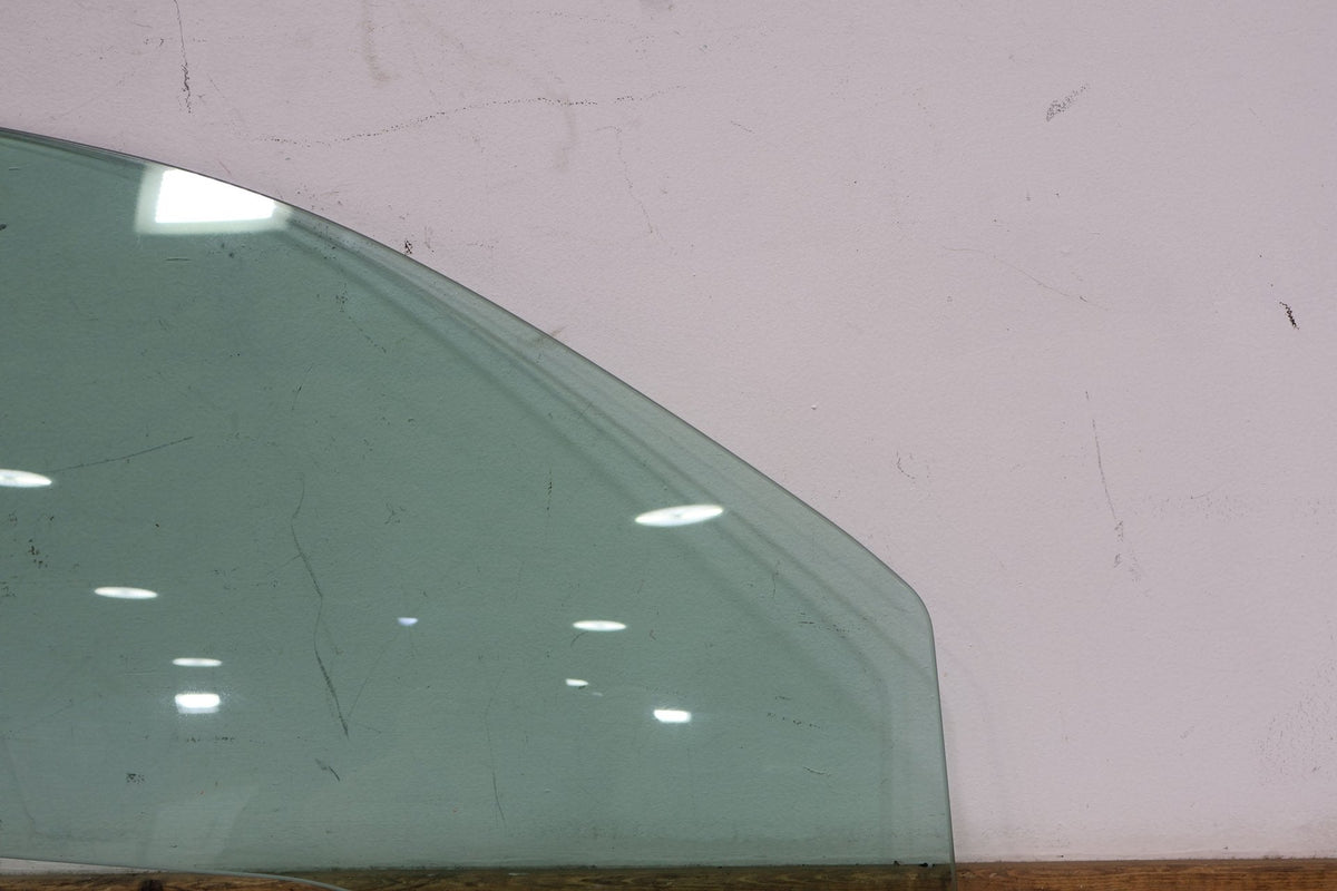 2011 Chevrolet Camaro- Right Front Door Window