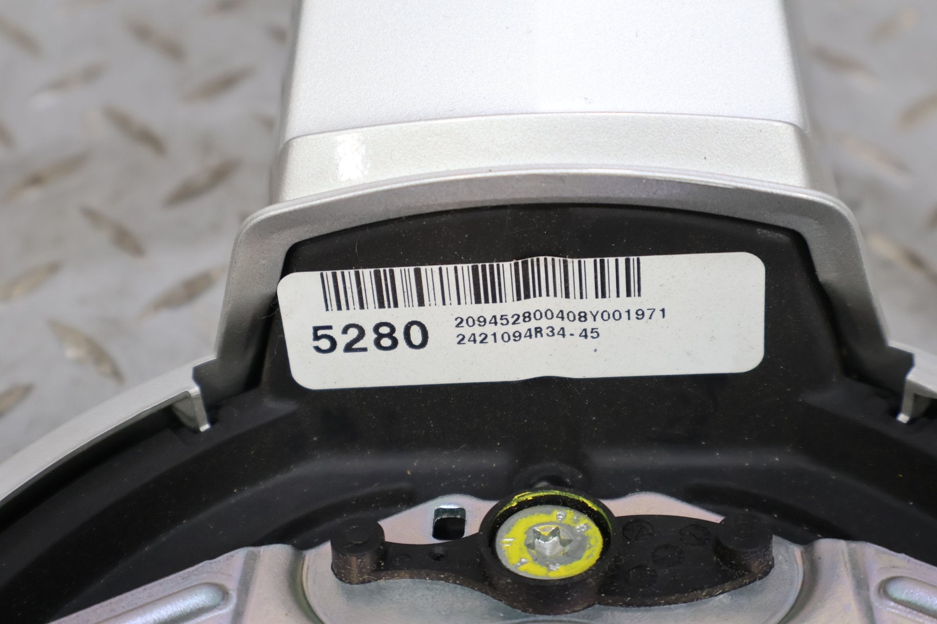 2011 Chevrolet Camaro- Steering Wheel