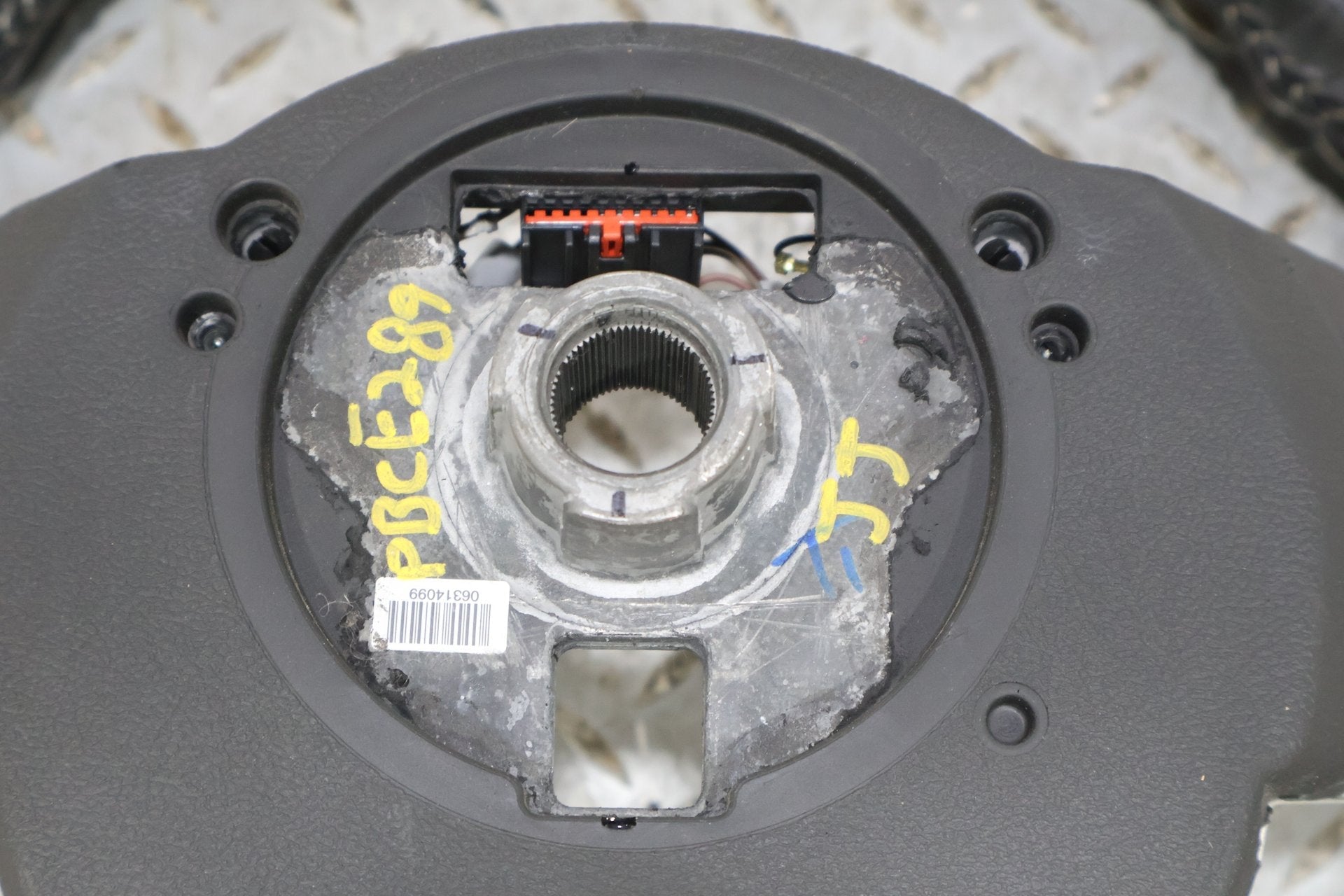 2011 Chevrolet Camaro- Steering Wheel
