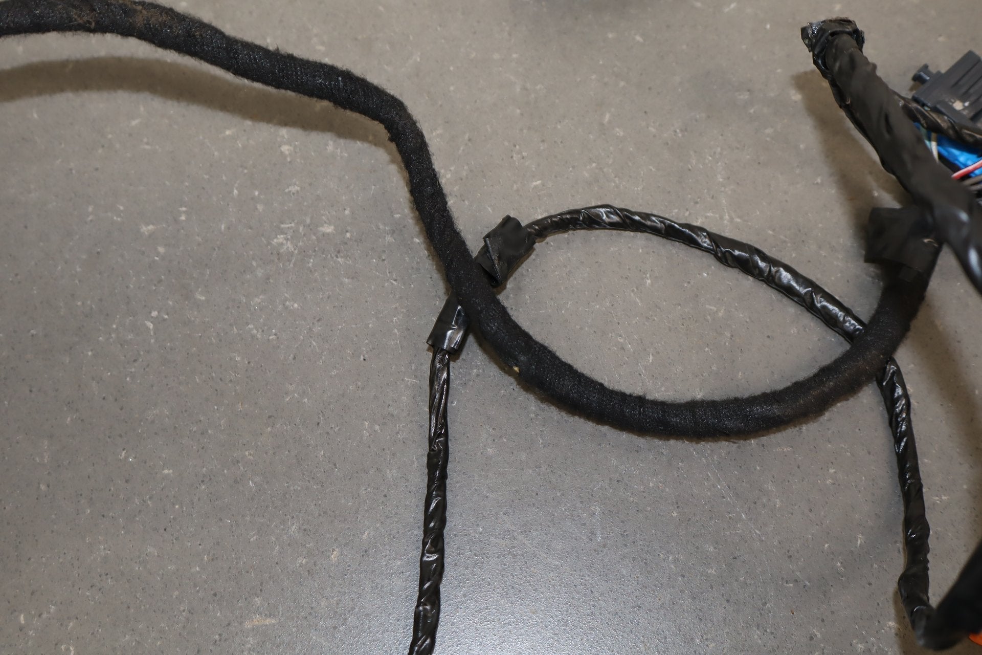 2011 Chevrolet Corvette Driver LH Door Wiring Harness OEM