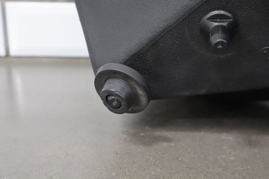 2011 Ford Mustang Aftermarket K & N Air Cleaner/Box