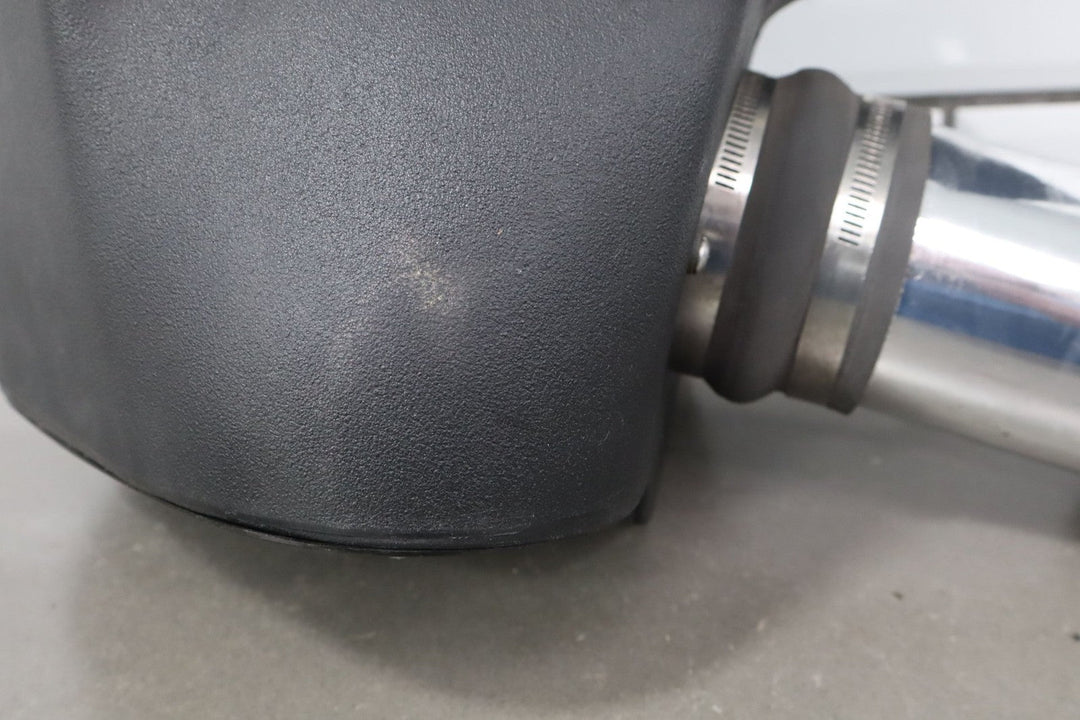 2011 Ford Mustang Aftermarket K & N Air Cleaner/Box