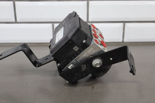 2011 Ford Mustang Anti - Lock Brake Pump & Module