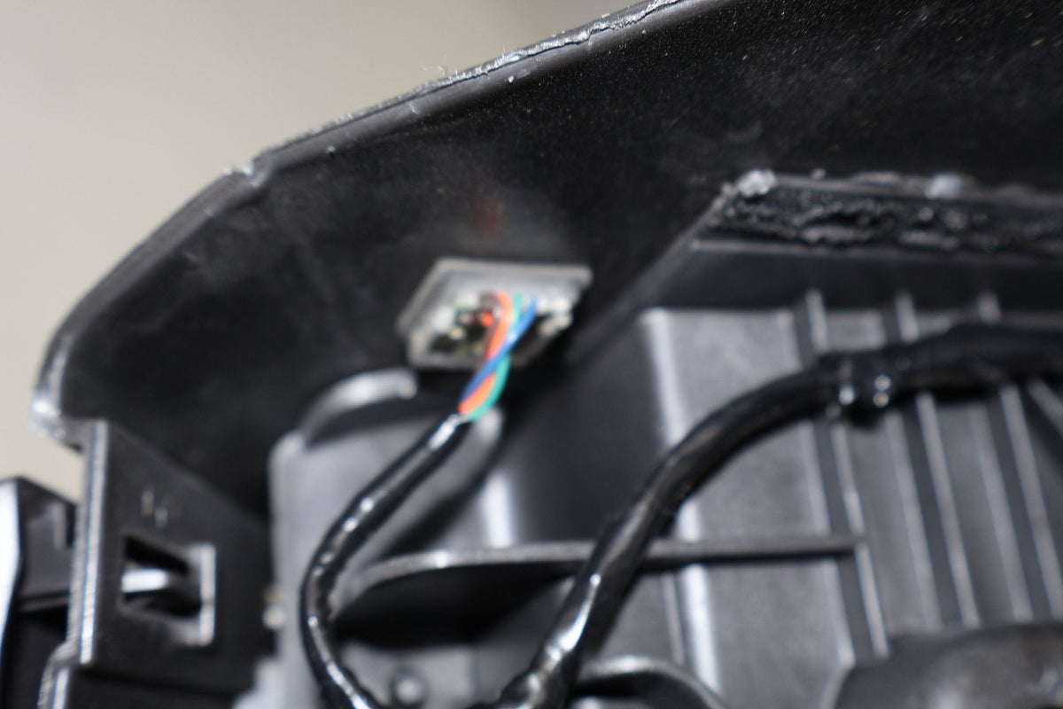 2011 Ford Mustang- Front Console