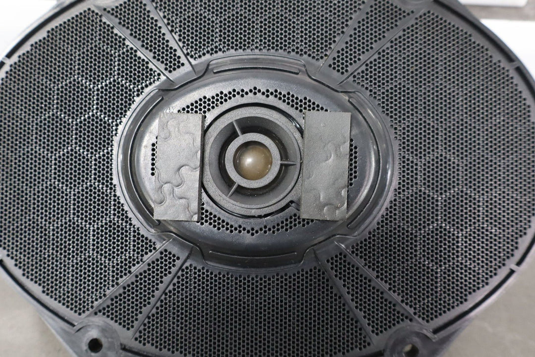 2011 Ford Mustang Left Door Speakers