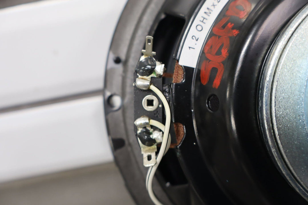 2011 Ford Mustang Left Door Speakers