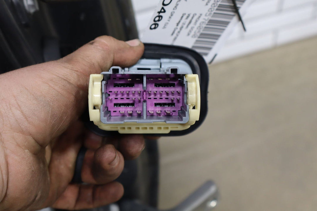 2011 Ford Mustang Left Front Door