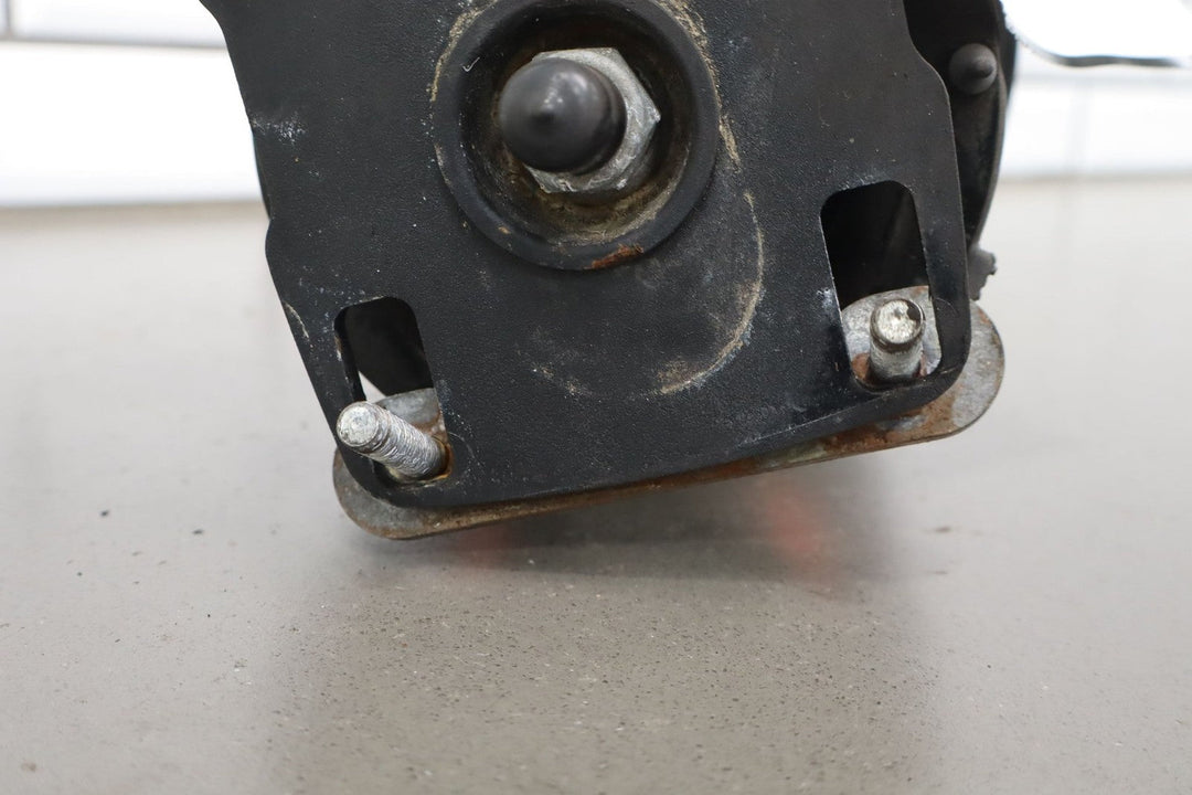 2011 Ford Mustang Left Front Strut