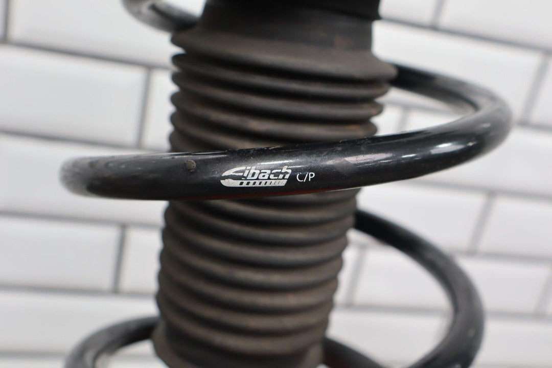 2011 Ford Mustang Left Front Strut