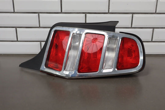 2011 Ford Mustang Right Tail Light W/Aftermarket Chrome Trim