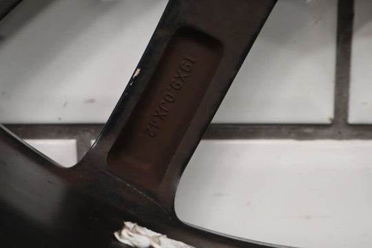 2011 Ford Mustang Single 18x8 Wheel