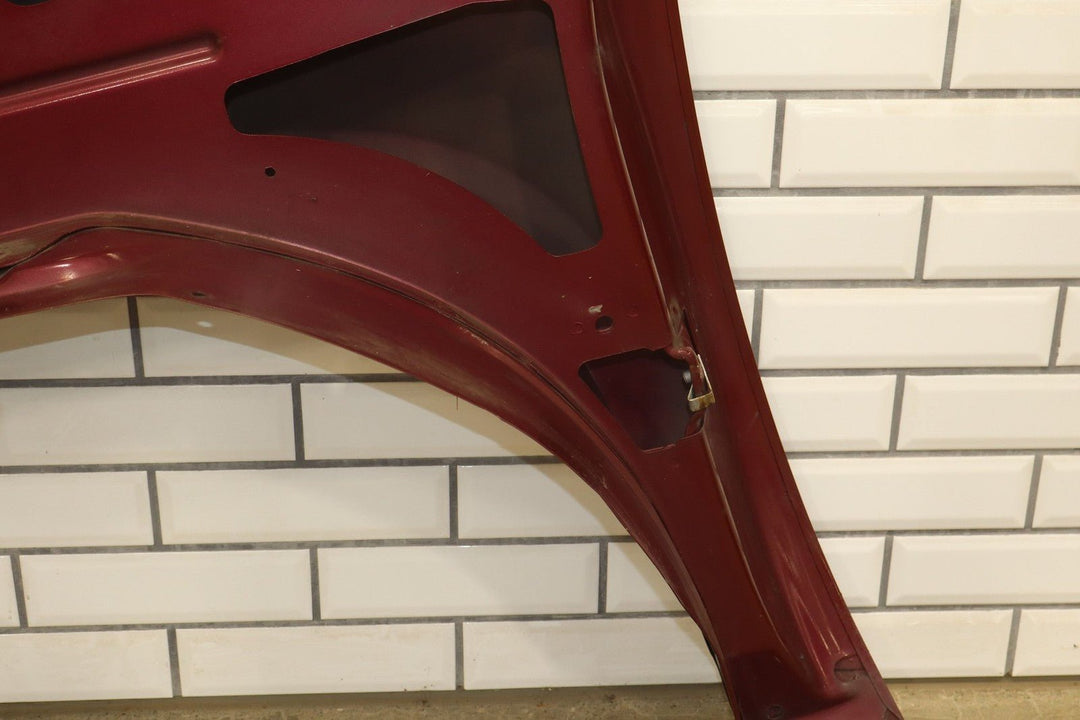 2011 GMC Yukon Right Fender Red 80U